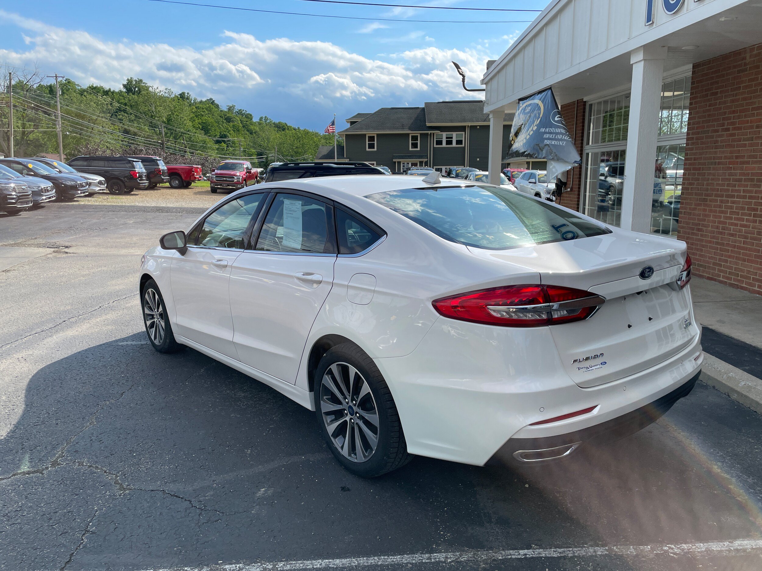 Used 2020 Ford Fusion SE AWD/4WD image 7