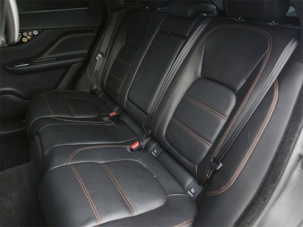 Used 2019 Jaguar F-PACE Prestige image 32