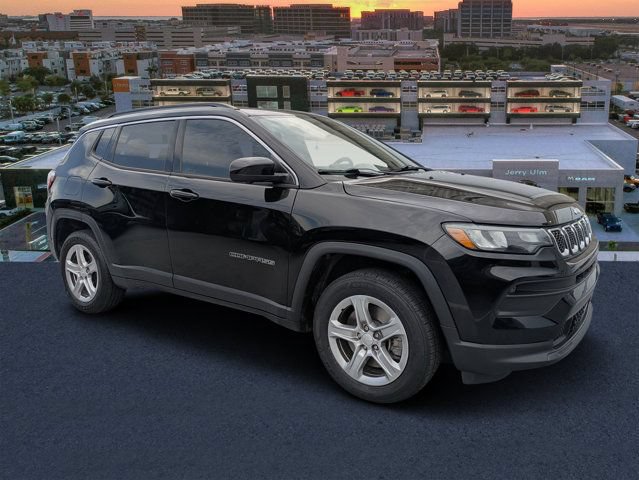 Used 2023 Jeep Compass Latitude w/ Sun and Sound Group