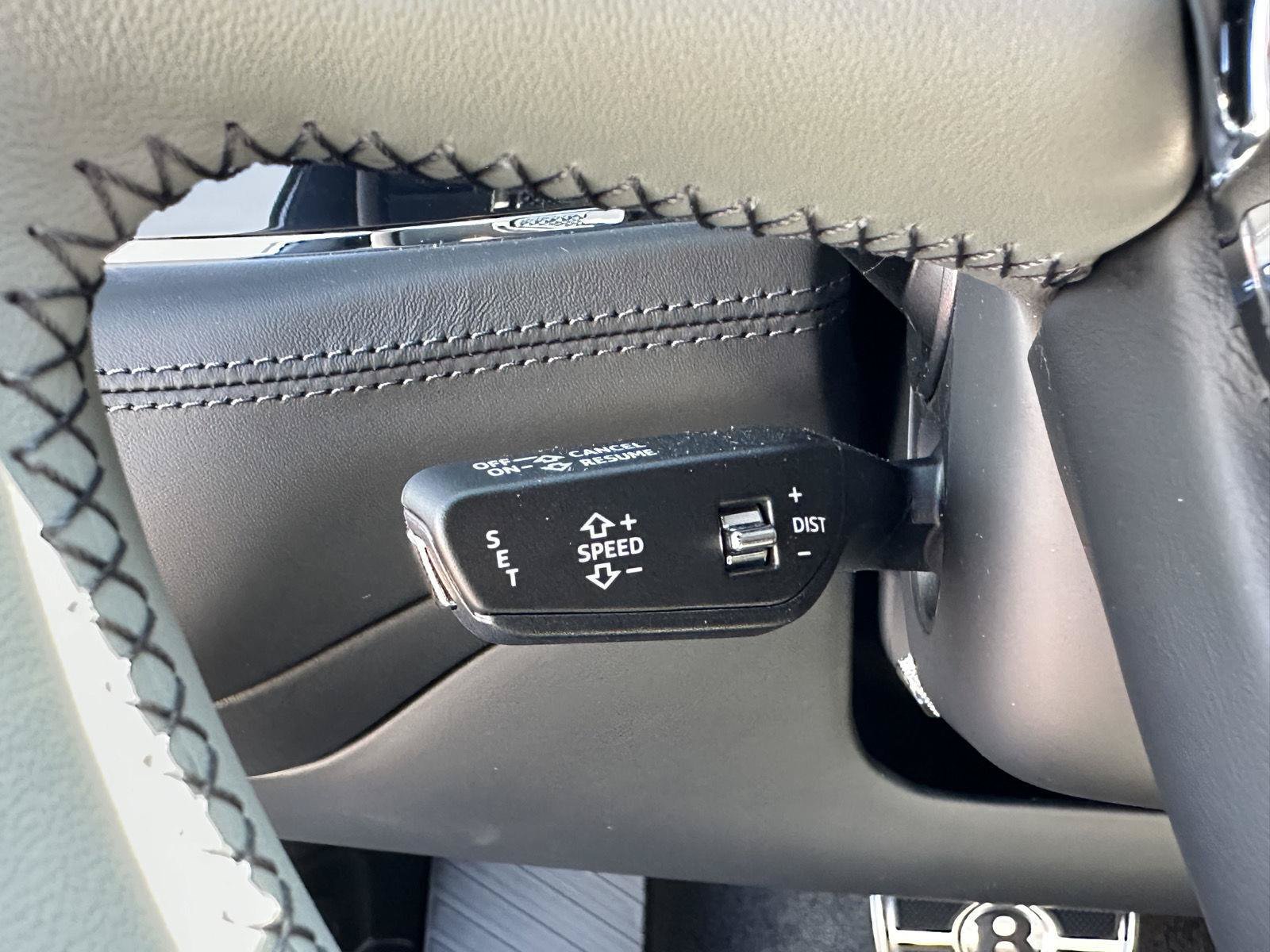 New 2027 Bentley Bentayga AWD/4WD image 35