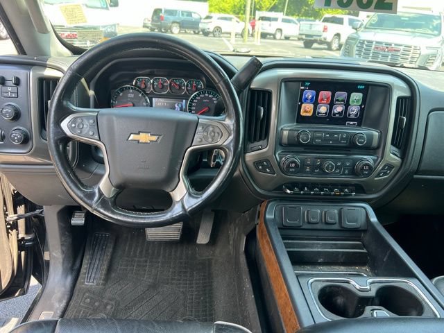 Used 2017 Chevrolet Silverado 1500 High Country AWD/4WD image 17