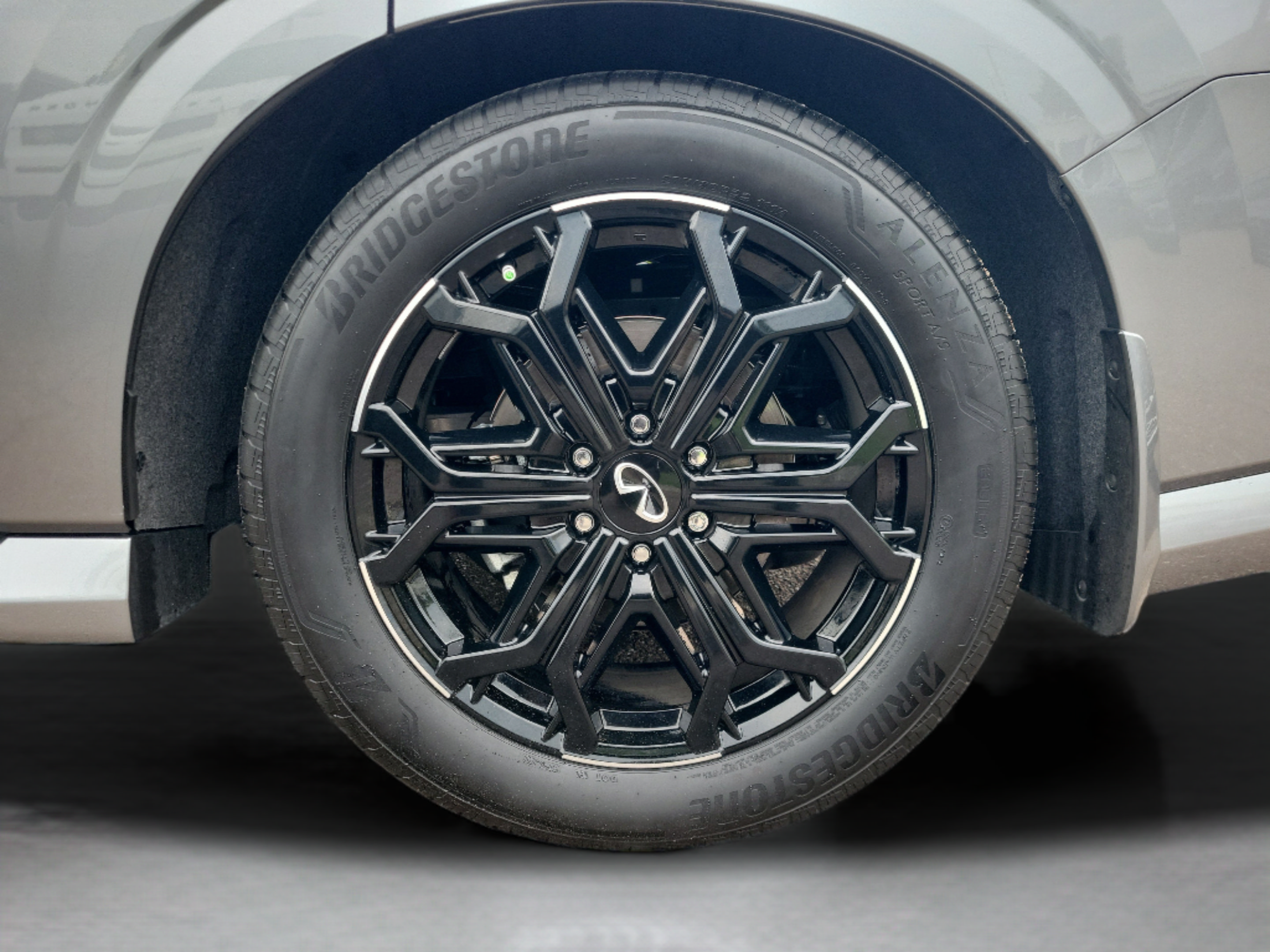 Certified 2026 INFINITI QX80 4WD w/ Sport Exterior Package image 51