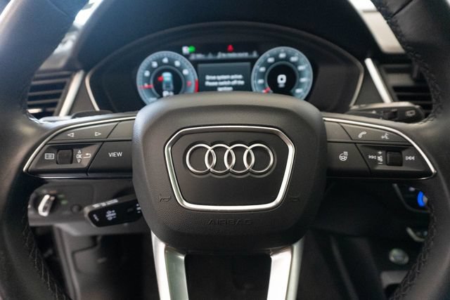 Used 2025 Audi Q5 2.0T Premium AWD/4WD image 9