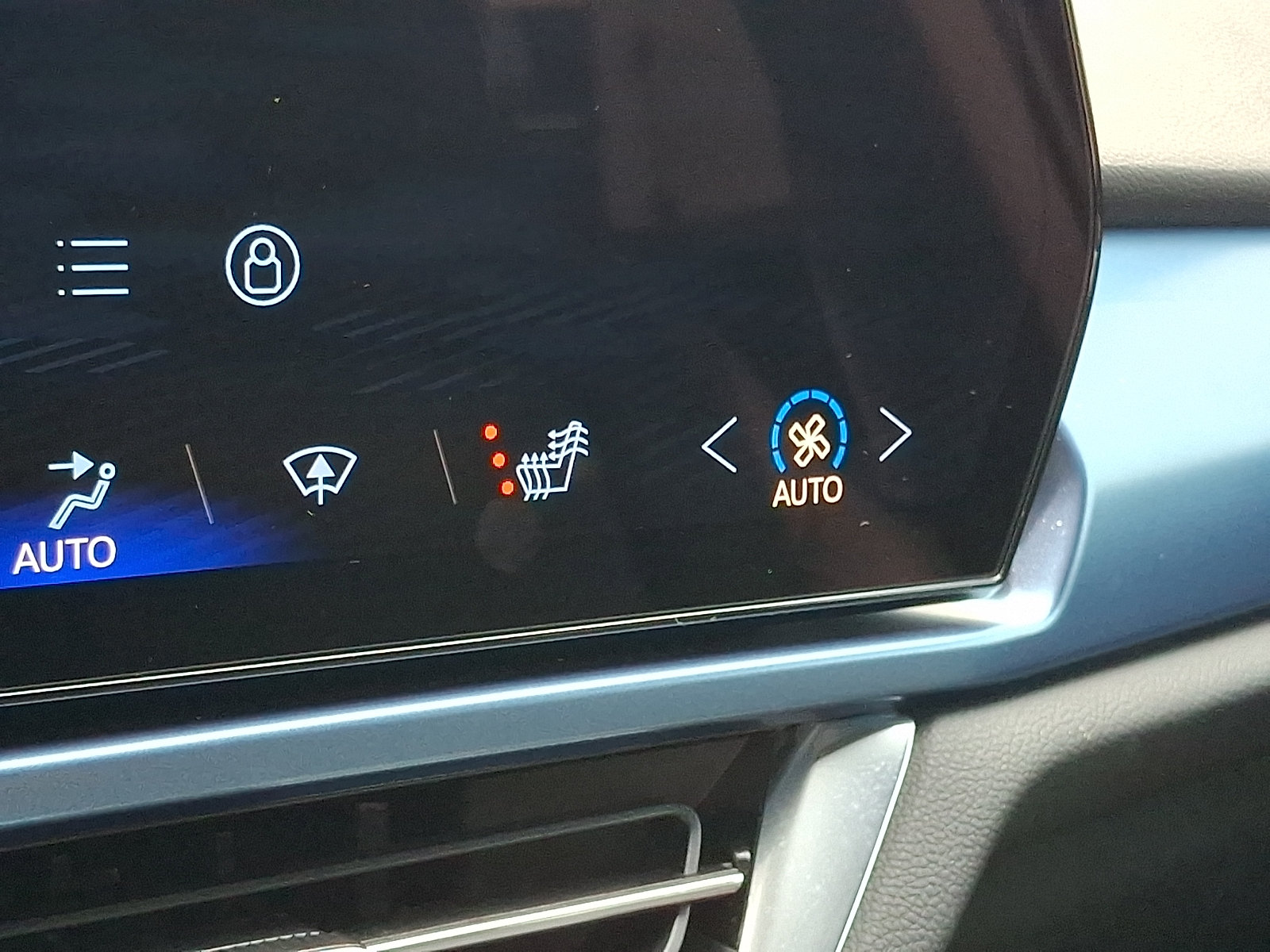 Certified 2025 Chevrolet Equinox EV LT w/ Convenience Package FWD image 25