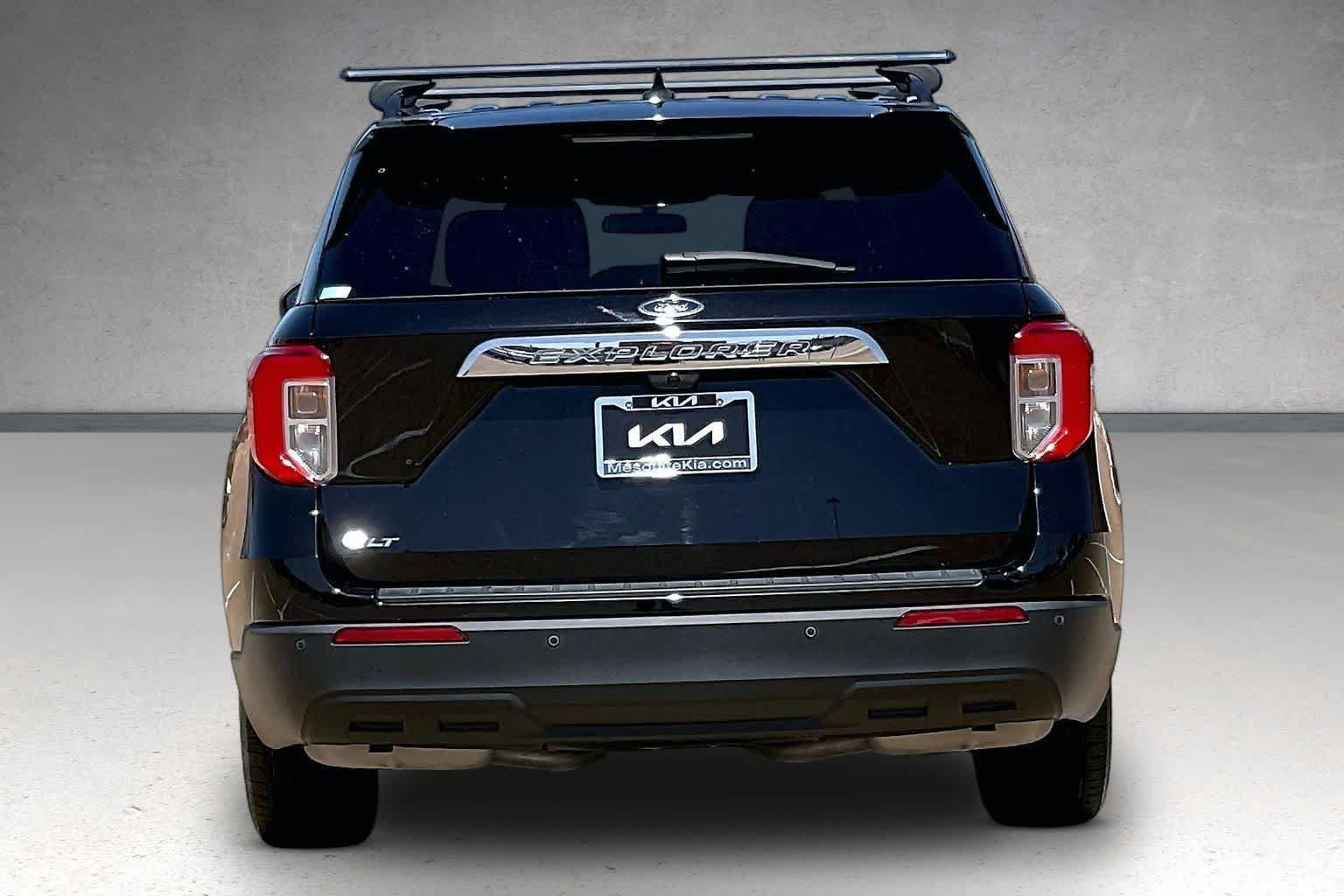 Used 2023 Ford Explorer XLT RWD image 5