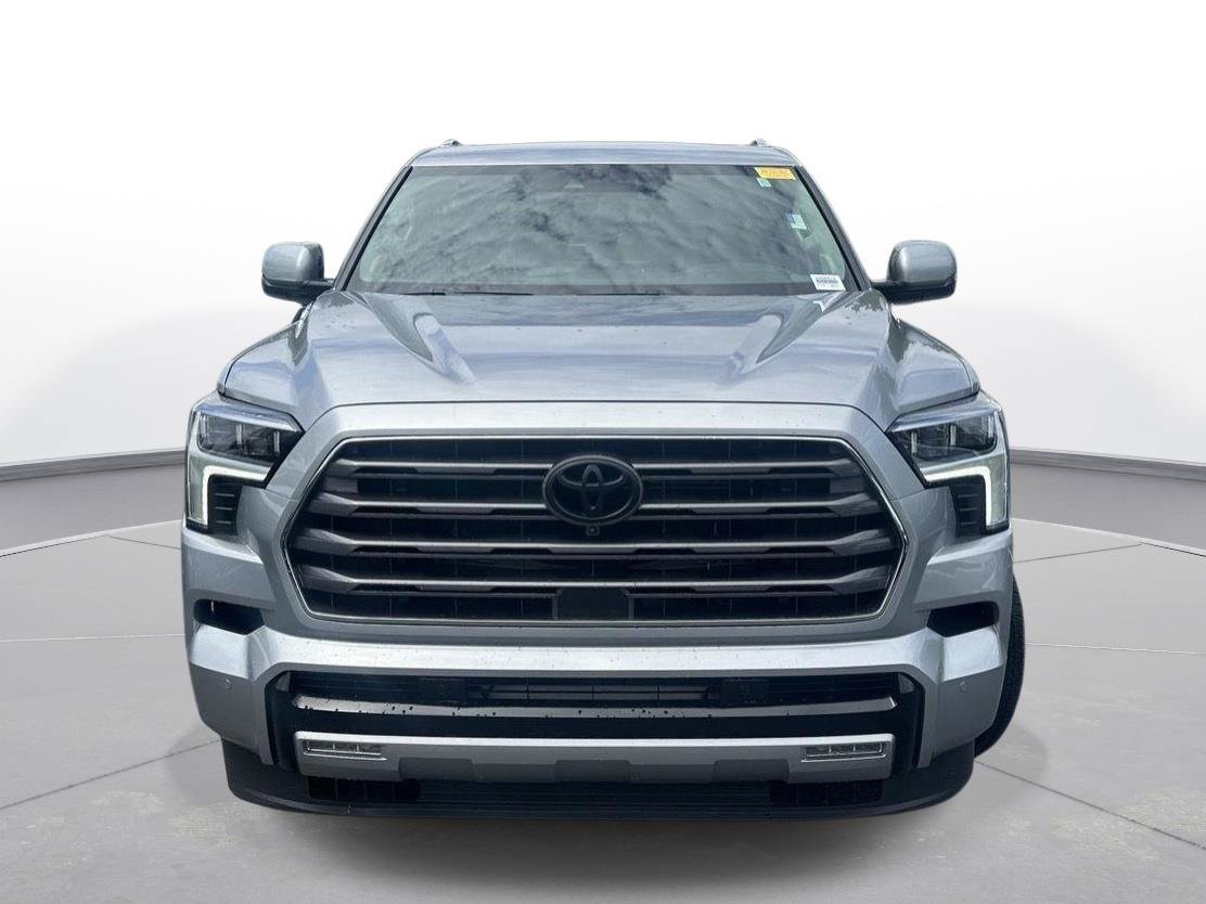 Used 2024 Toyota Sequoia Limited w/ Tow Technology Package AWD/4WD image 3