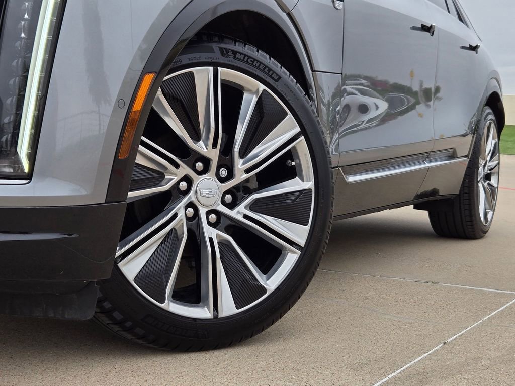 Certified 2024 Cadillac Lyriq Luxury w/ LPO, Floor Liner Package image 8