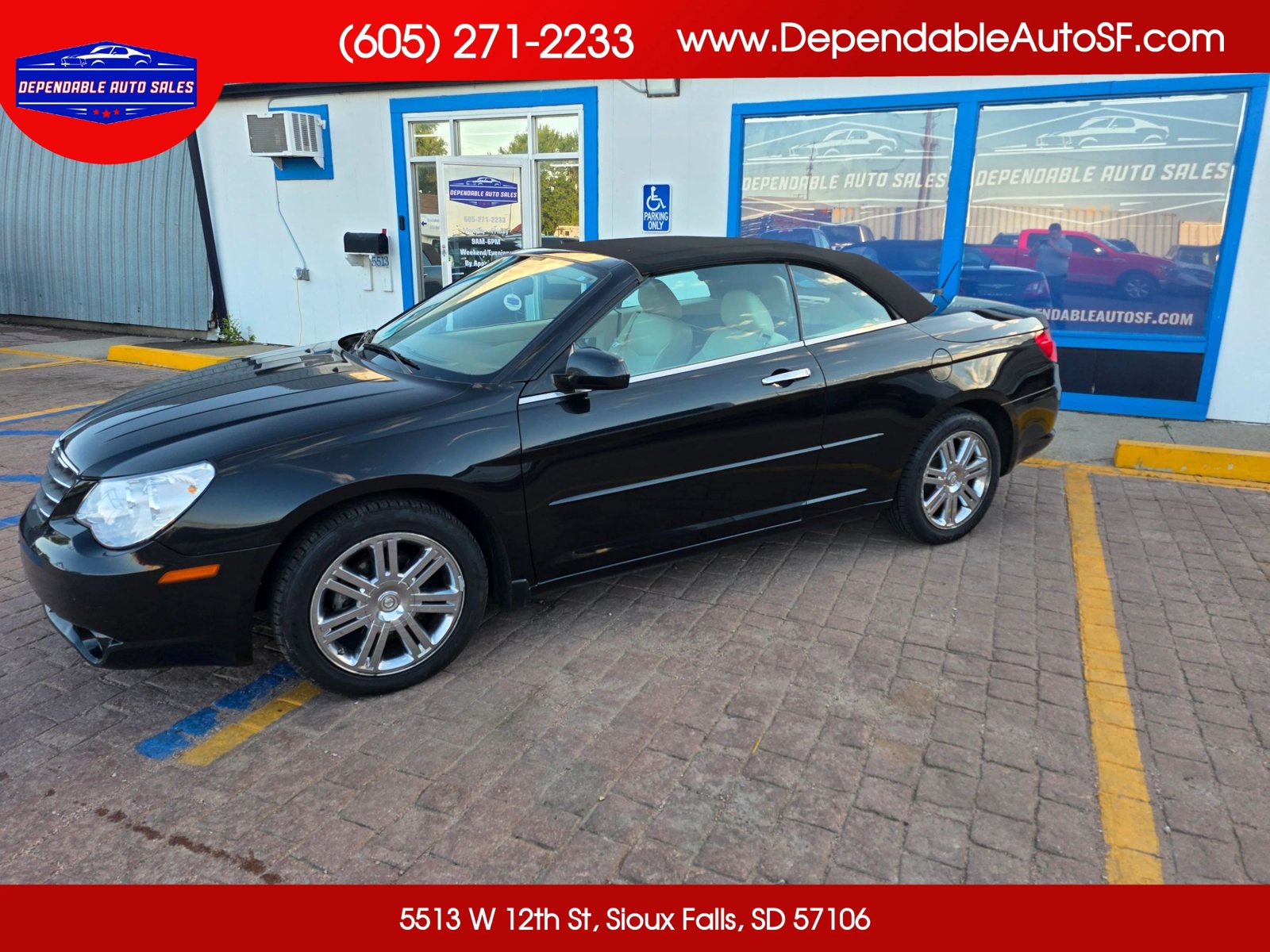Used 2008 Chrysler Sebring Limited w/ Luxury Group FWD image 1