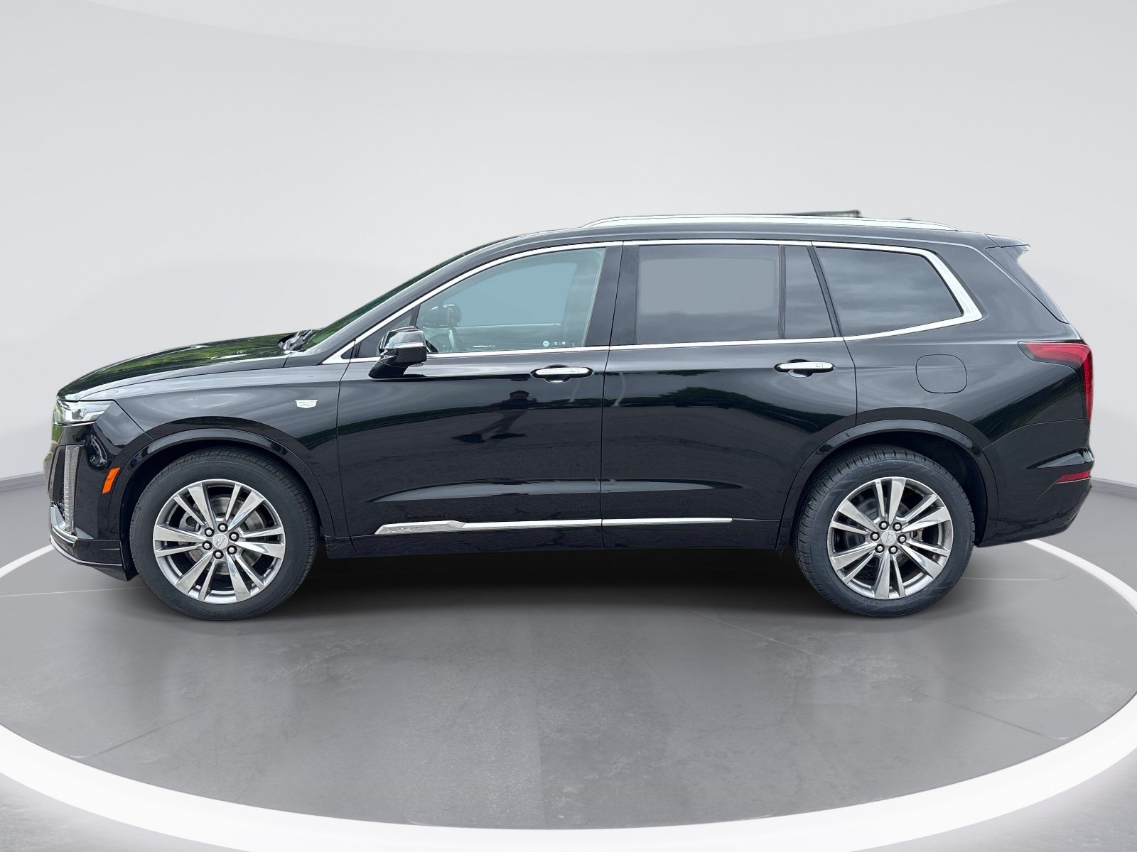 Used 2020 Cadillac XT6 Premium Luxury FWD image 5