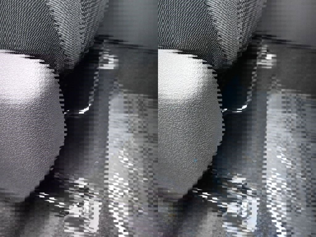 New 2025 Toyota RAV4 LE image 12