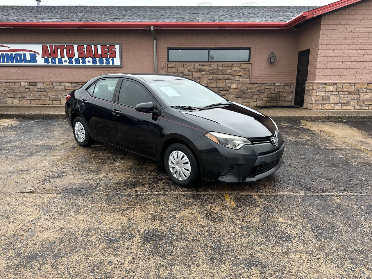 Used 2014 Toyota Corolla L FWD image 2