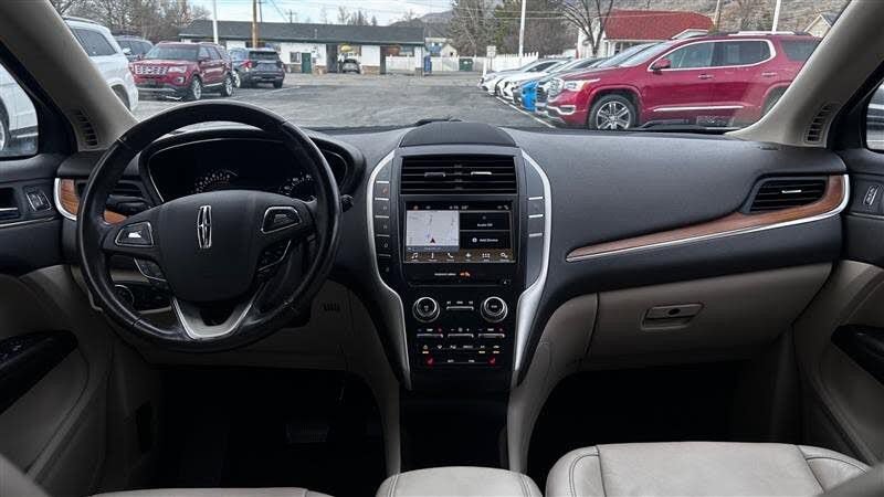 Used 2018 Lincoln MKC Select w/ Select Plus Package AWD/4WD image 9