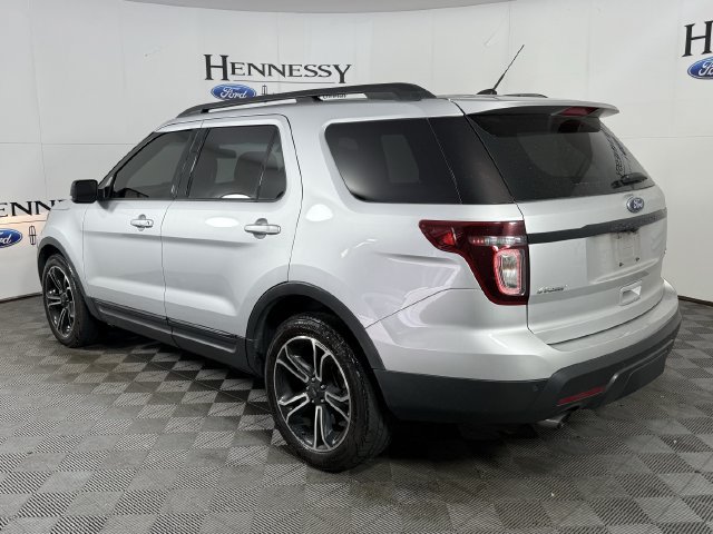 Used 2015 Ford Explorer Sport w/ Equipment Group 401A AWD/4WD image 3