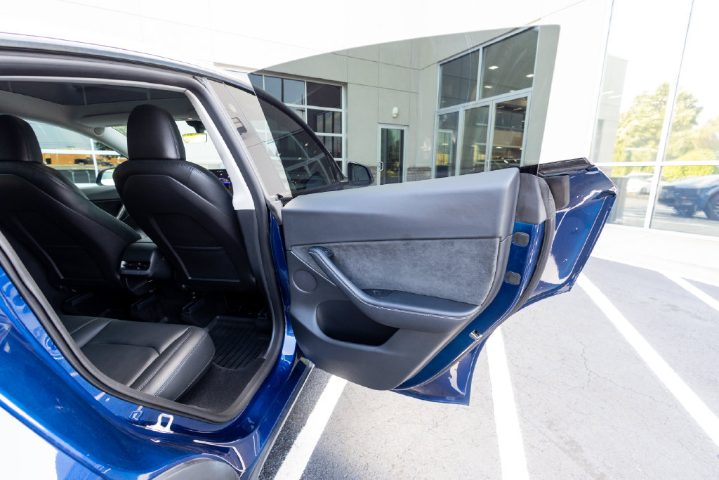 Used 2022 Tesla Model Y Long Range AWD/4WD image 51