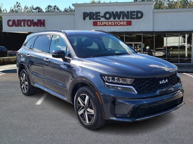 Used 2023 Kia Sorento S image 1