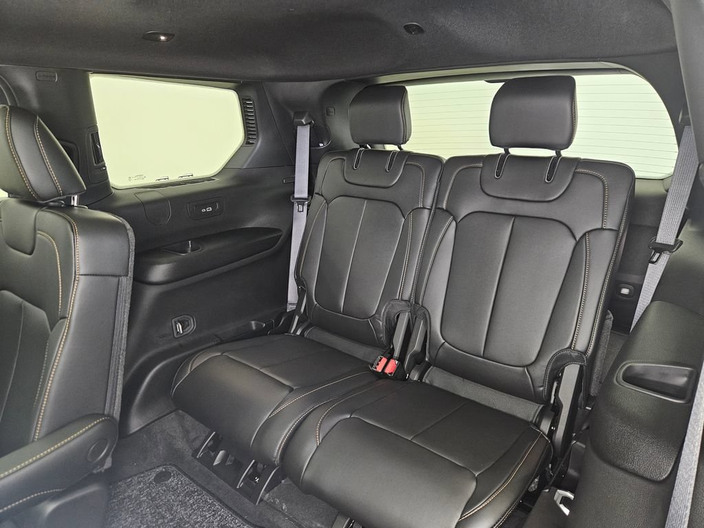 New 2026 Jeep Grand Cherokee L Limited AWD/4WD image 8