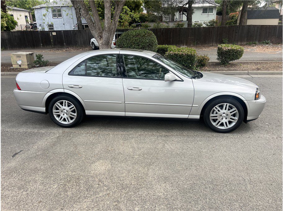 Used 2004 Lincoln LS image 8