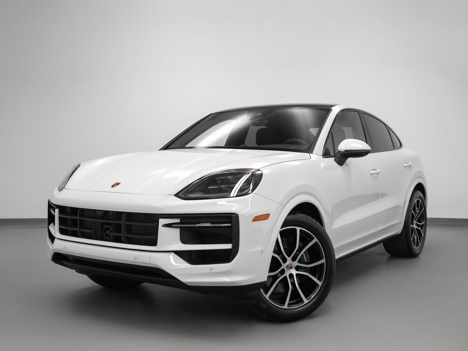 Certified 2026 Porsche Cayenne Coupe AWD/4WD image 1