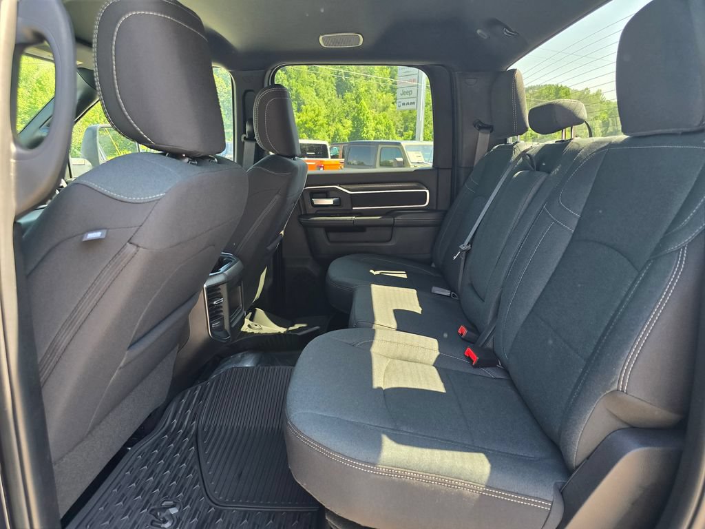 Used 2026 RAM 3500 Big Horn AWD/4WD image 11