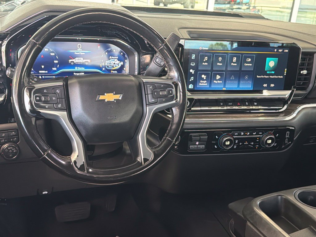 Used 2024 Chevrolet Silverado 2500 LTZ AWD/4WD image 30