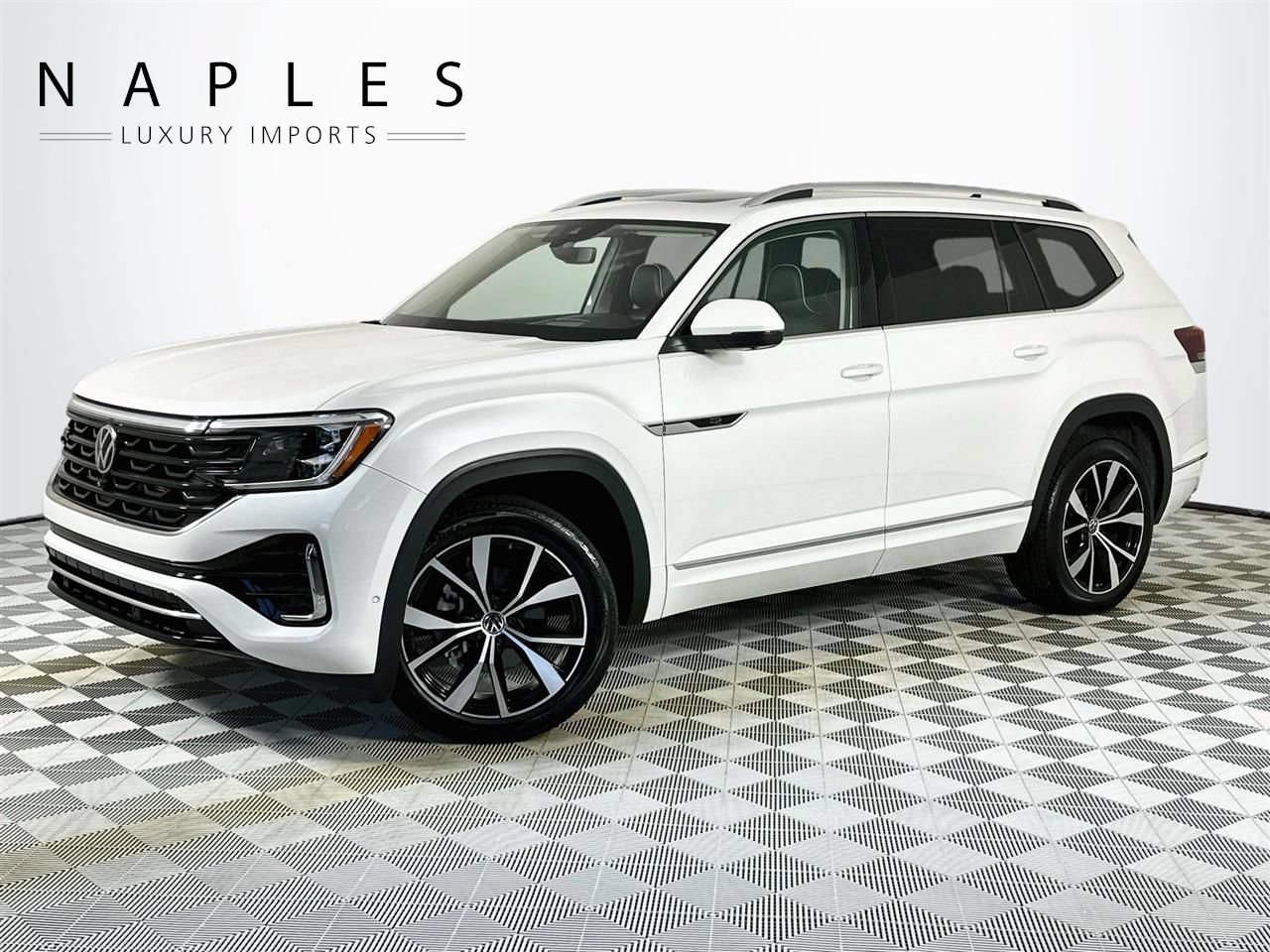 Used 2024 Volkswagen Atlas SEL Premium R-Line