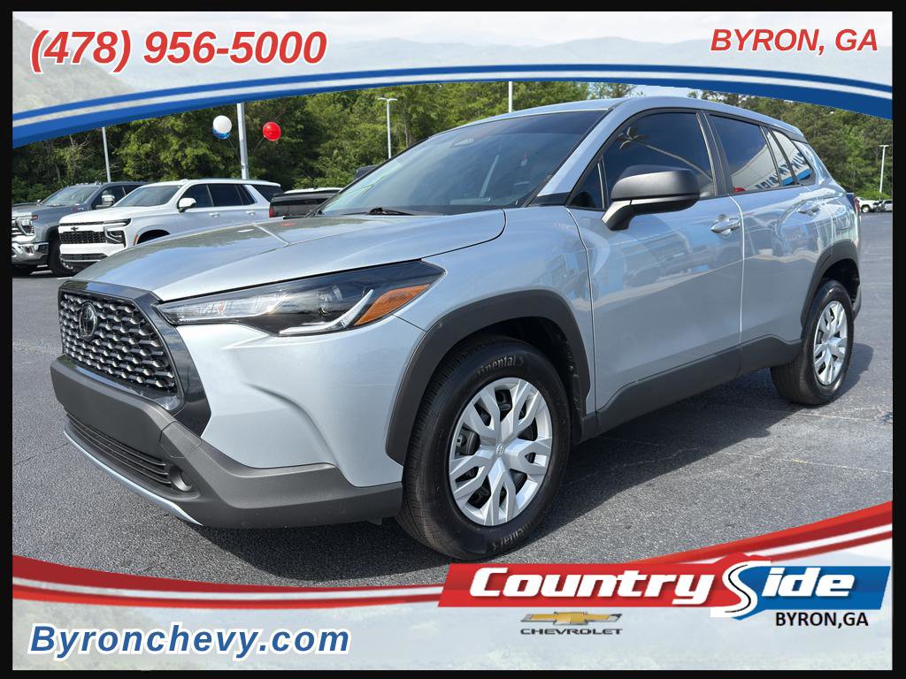 Used 2023 Toyota Corolla Cross L FWD video 1
