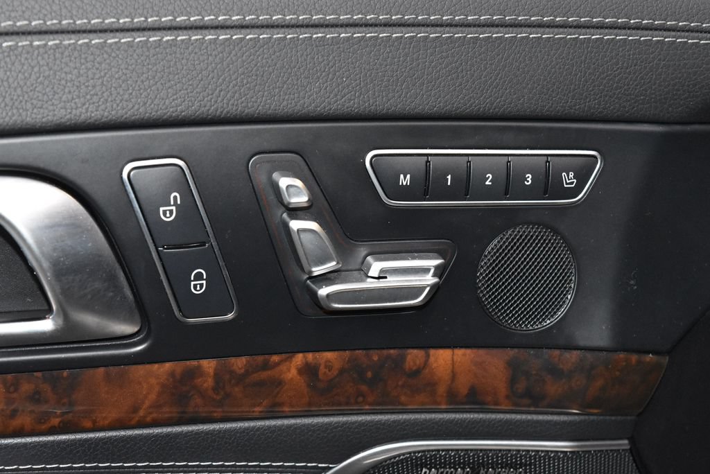 Used 2013 Mercedes-Benz SL 550 image 5