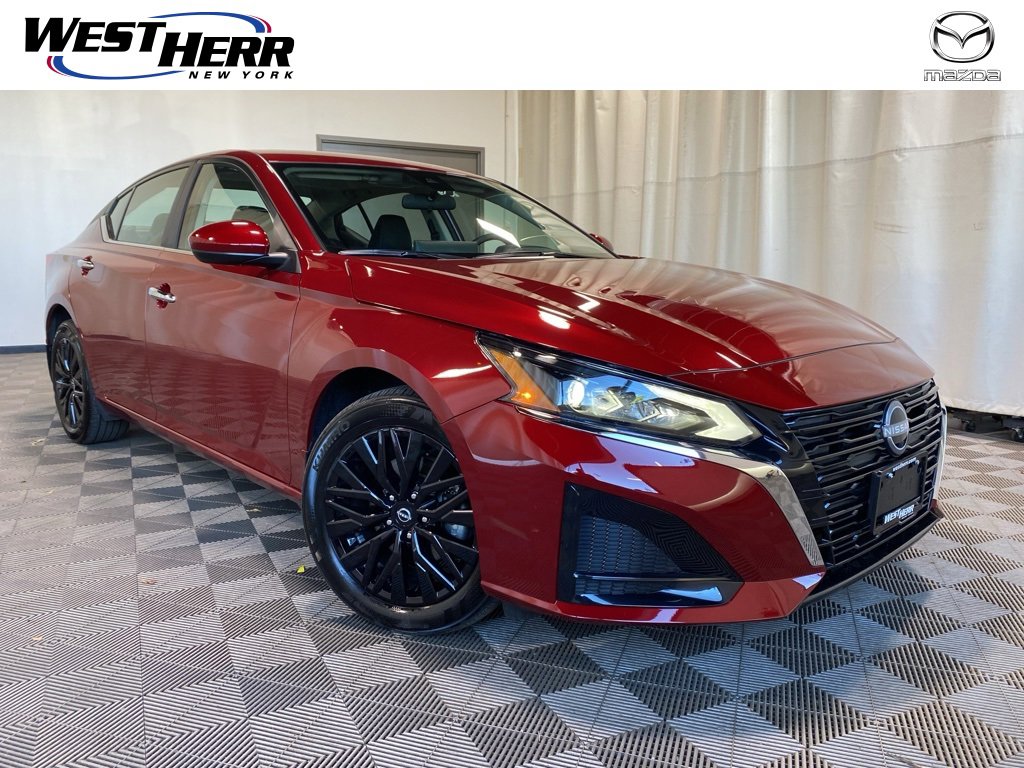 Used 2025 Nissan Altima 2.5 SV w/ SV Special Edition Package