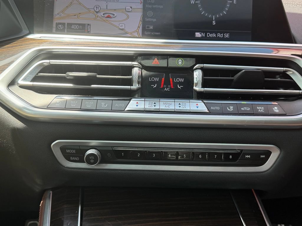 Used 2021 BMW X5 M50i w/ Executive Package AWD/4WD image 22