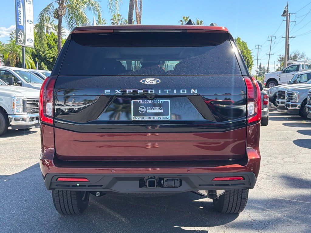 New 2027 Ford Expedition Active RWD image 11