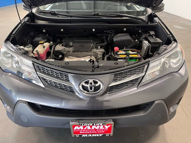 Used 2014 Toyota RAV4 Limited w/ Technology Package AWD/4WD image 9