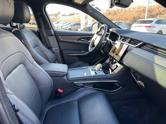 Used 2023 Jaguar F-PACE S image 21