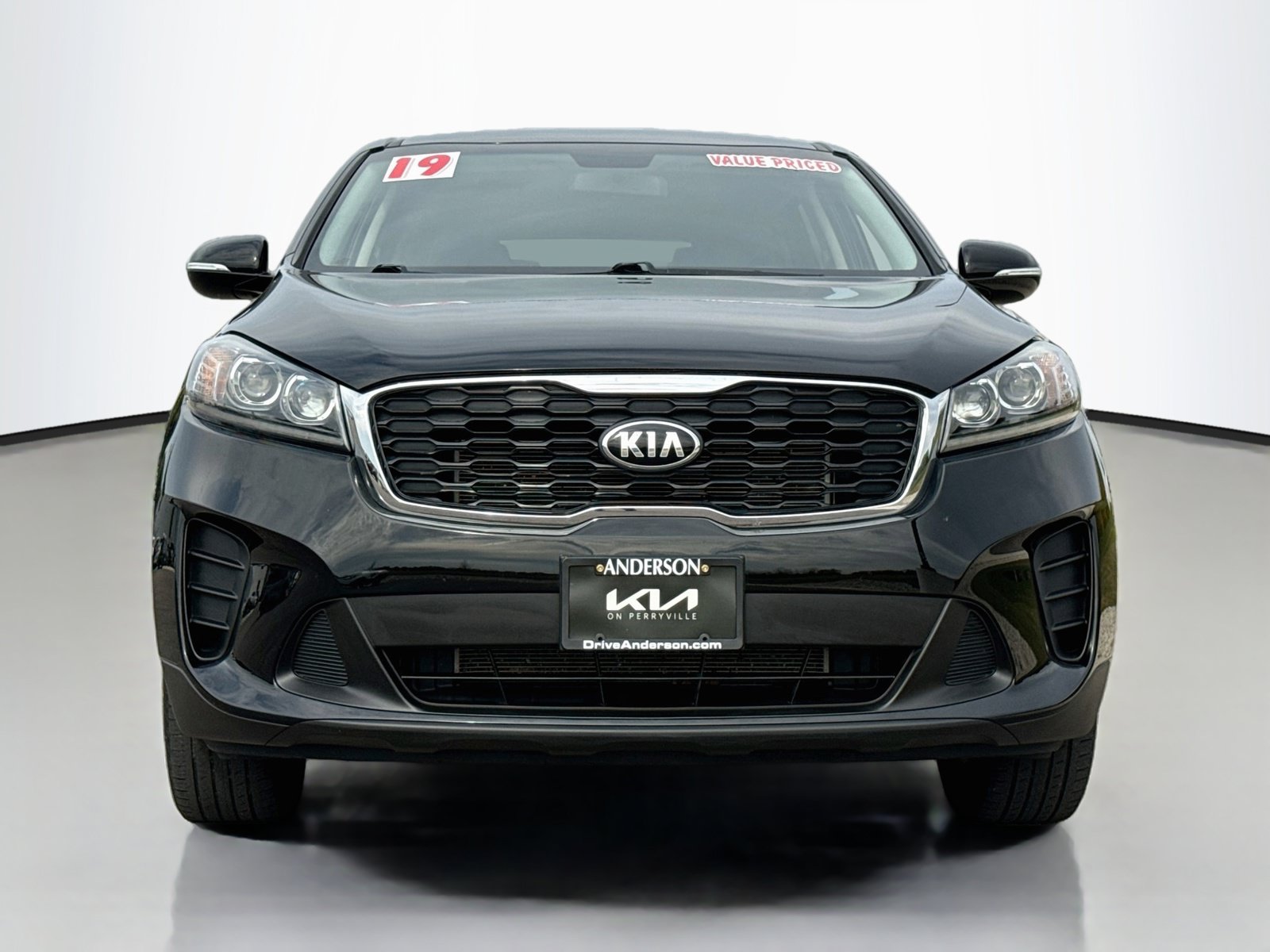Used 2019 Kia Sorento L FWD image 2