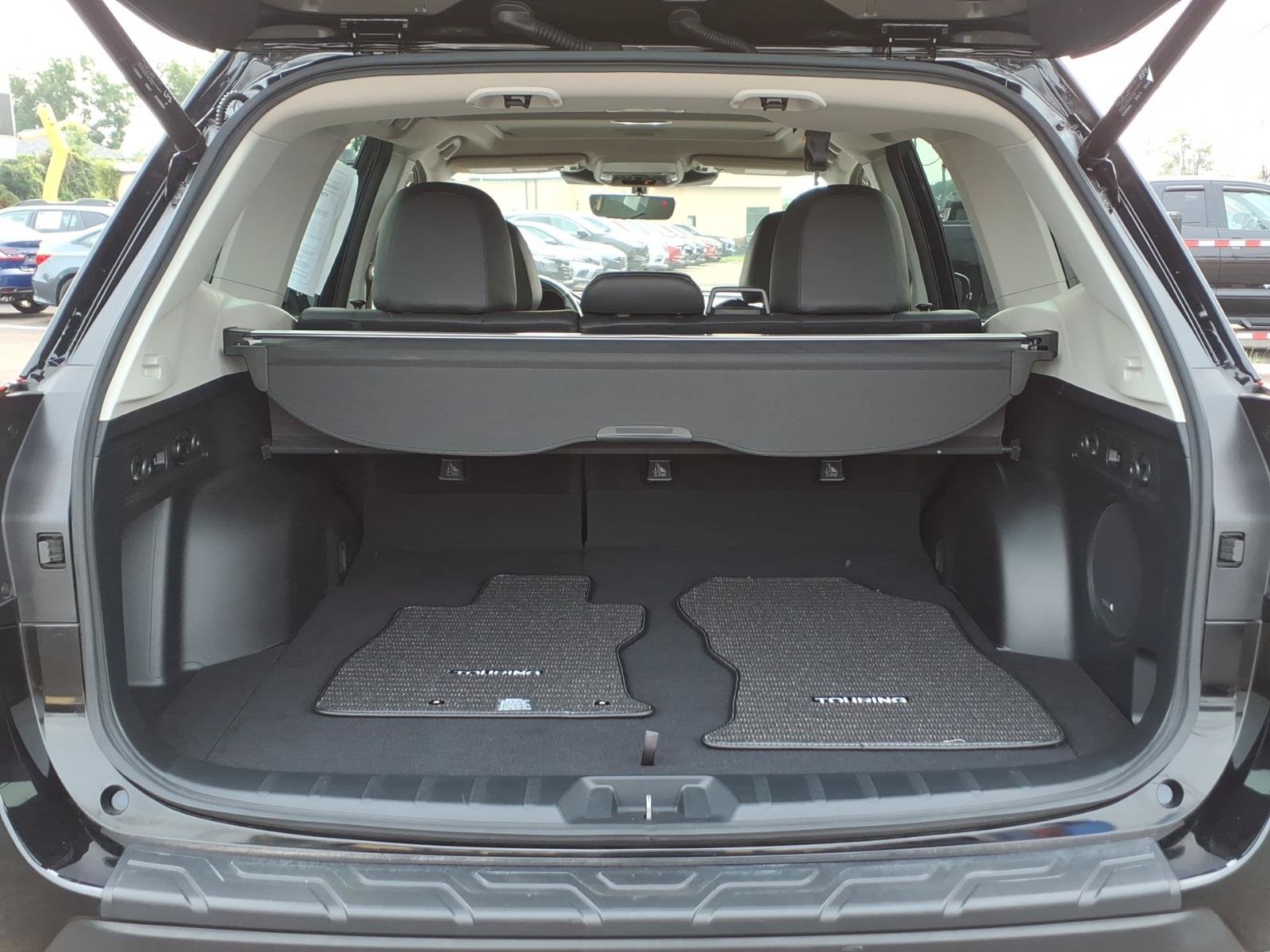 Used 2023 Subaru Forester Limited AWD/4WD image 28