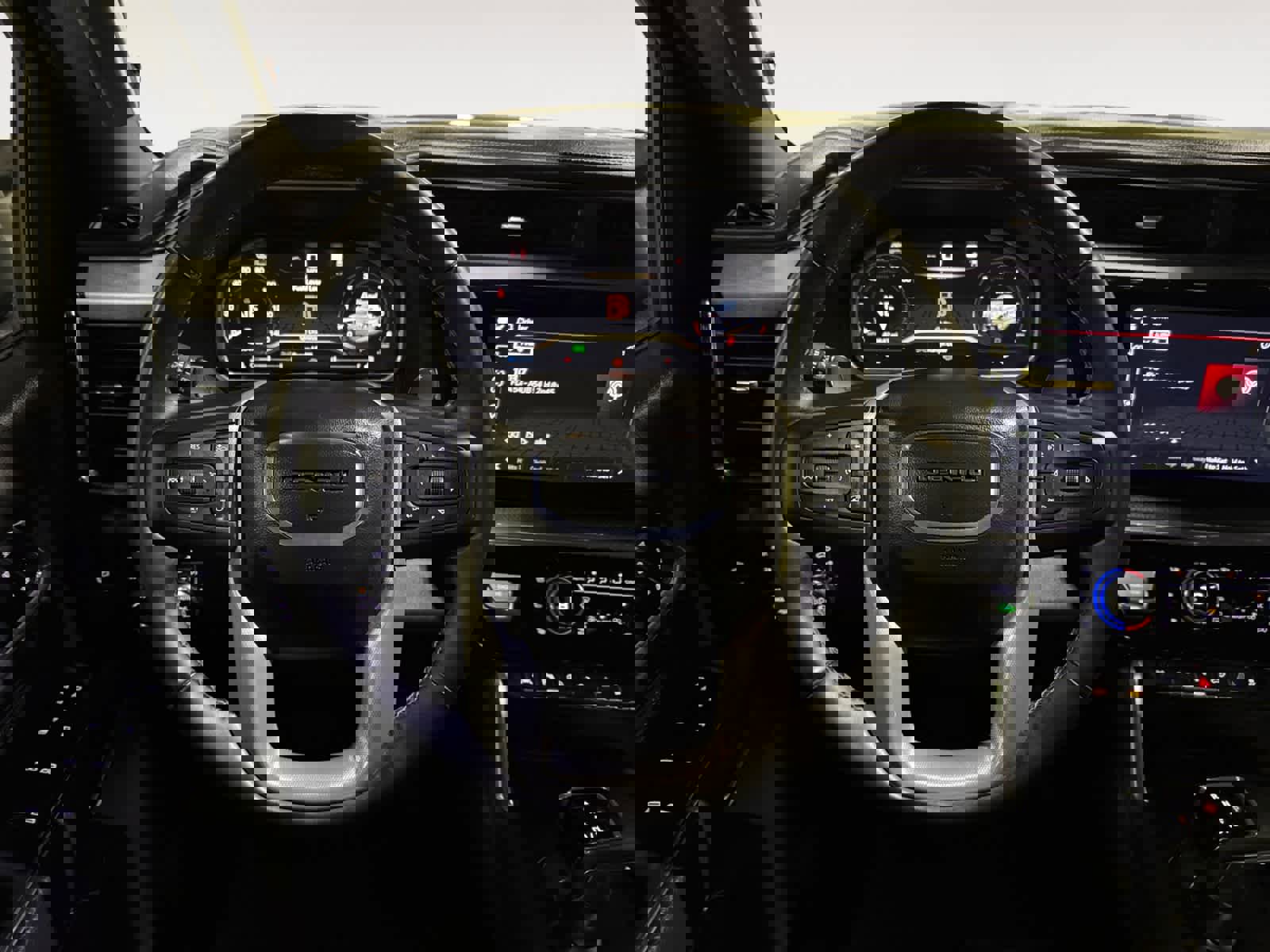 Used 2024 GMC Sierra 1500 Denali image 16