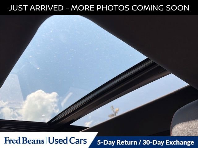 Used 2024 Nissan Titan PRO-4X w/ Pro-4x Convenience Package AWD/4WD image 12