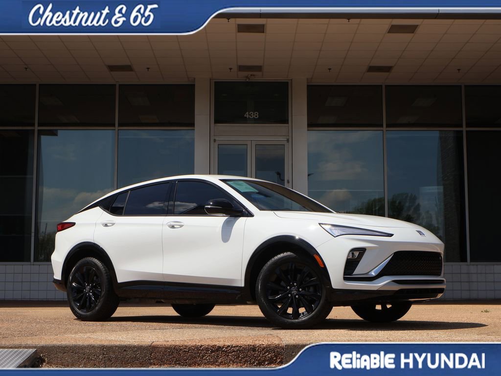 Used 2024 Buick Envista Sport Touring w/ Convenience I Package image 2