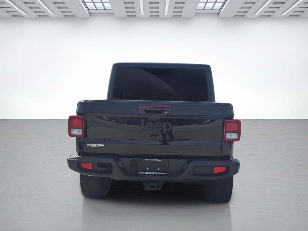 Used 2023 Jeep Gladiator Willys image 4
