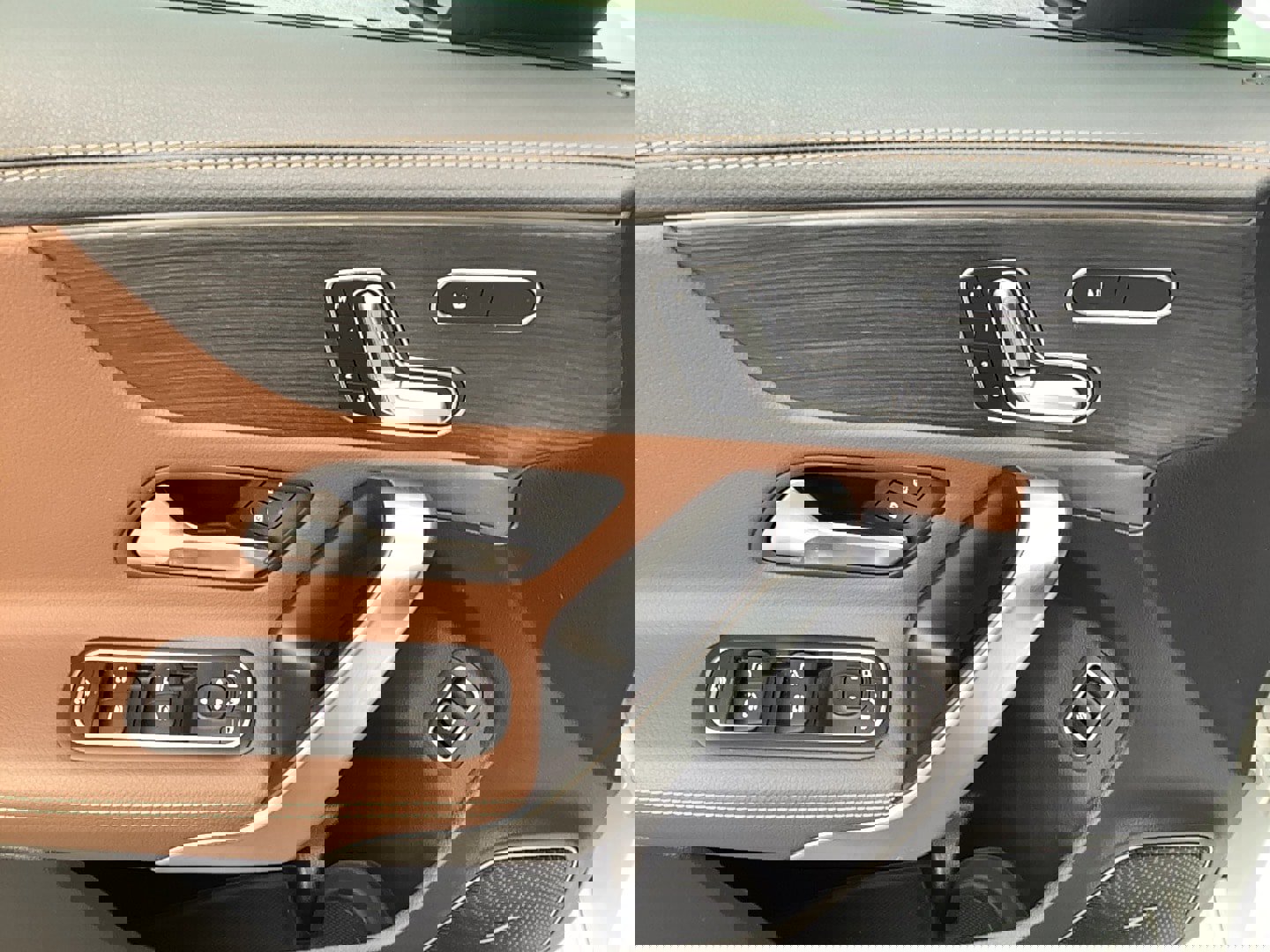 Used 2021 Mercedes-Benz A 35 AMG AMG A 35 image 11