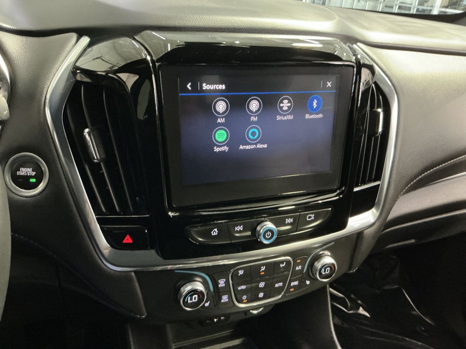Used 2023 Chevrolet Traverse LT w/ LPO, Floor Liner Package AWD/4WD image 19