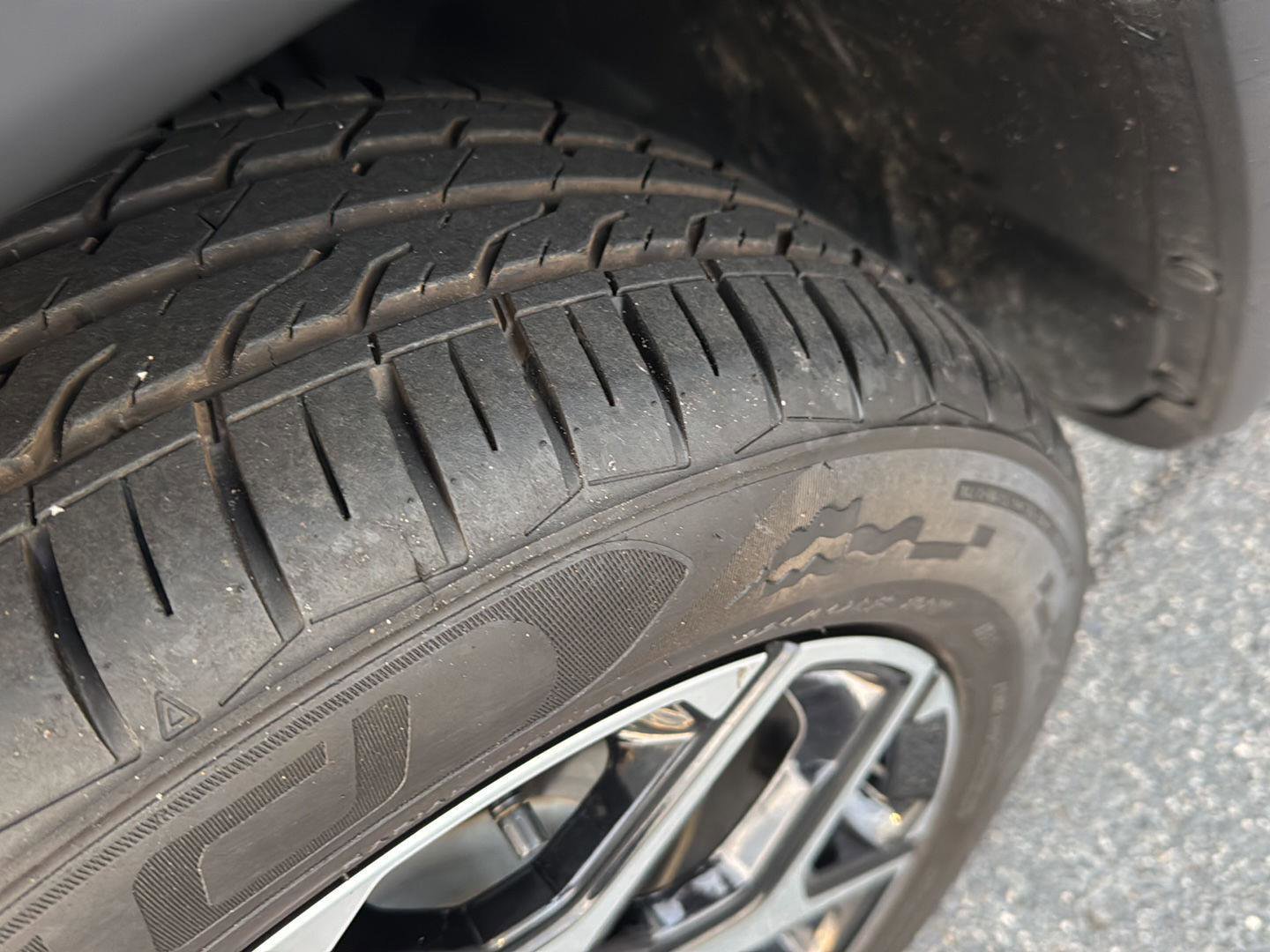 Used 2024 Jeep Compass Limited image 35