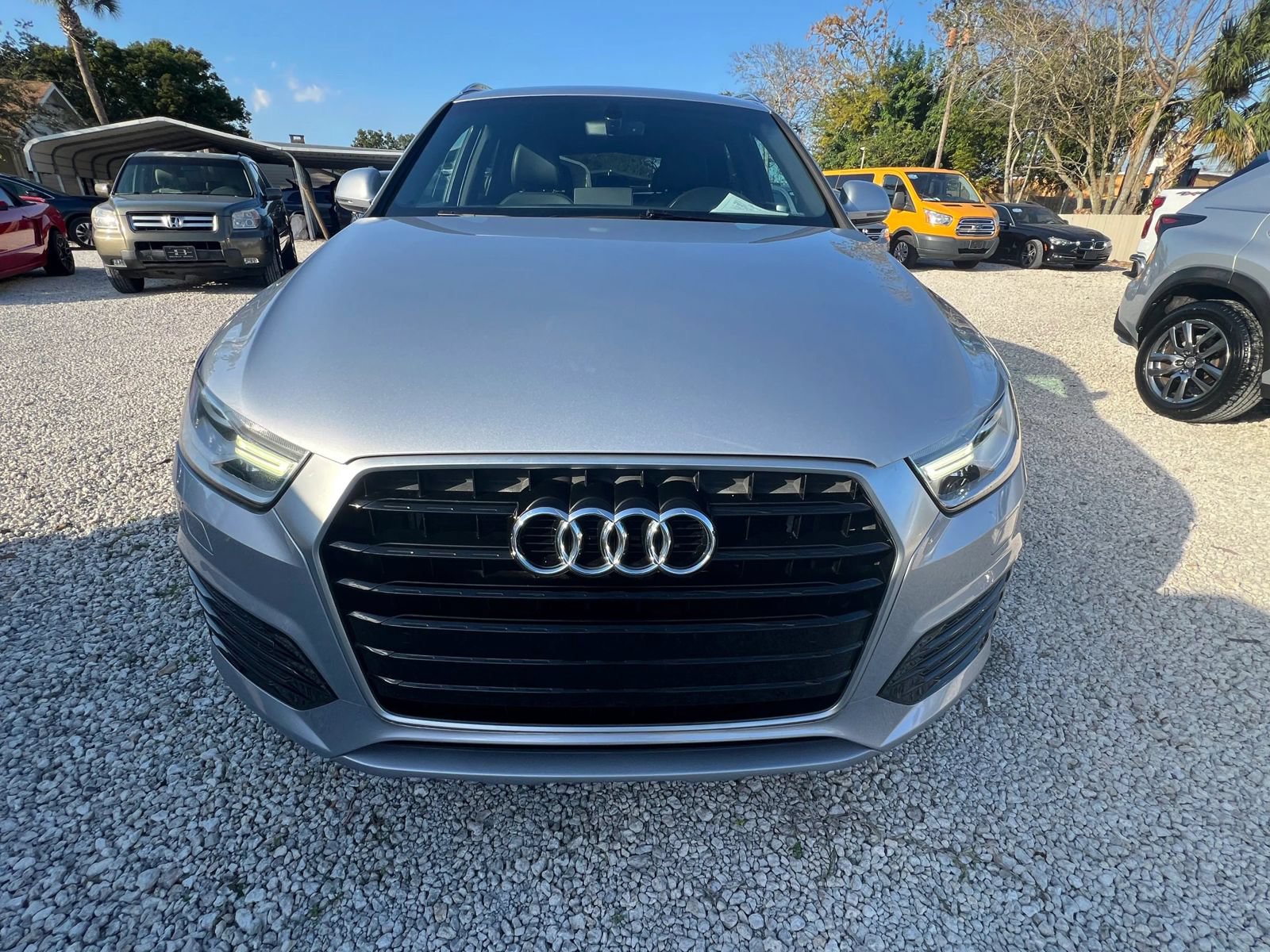 Used 2018 Audi Q3 2.0T Premium w/ Convenience Package FWD image 3