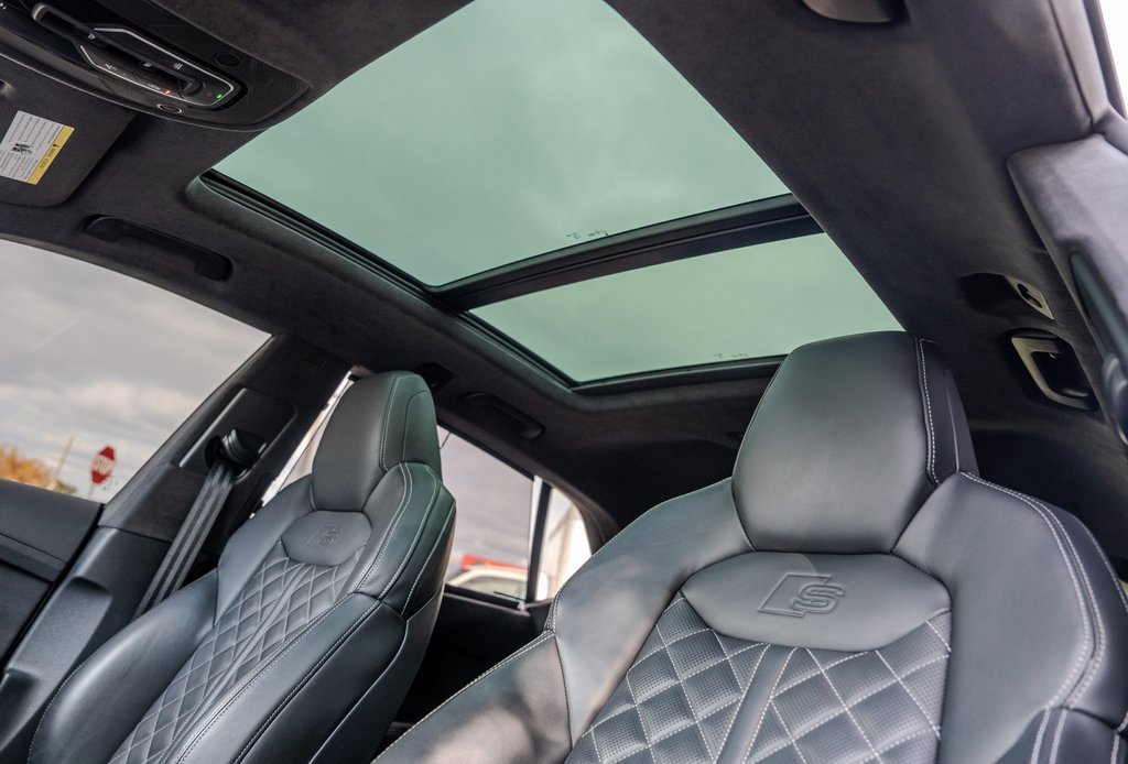 Used 2023 Audi SQ8 Prestige image 19