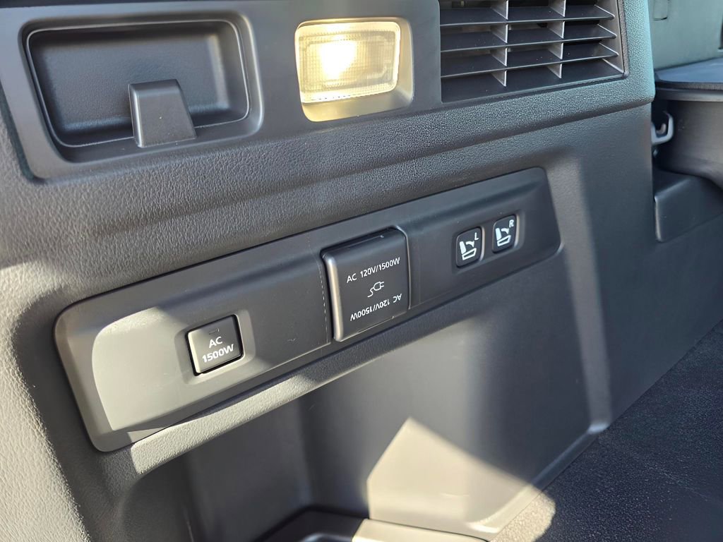 New 2025 MAZDA CX-70 Plug-In Hybrid w/ Premium Plus image 29