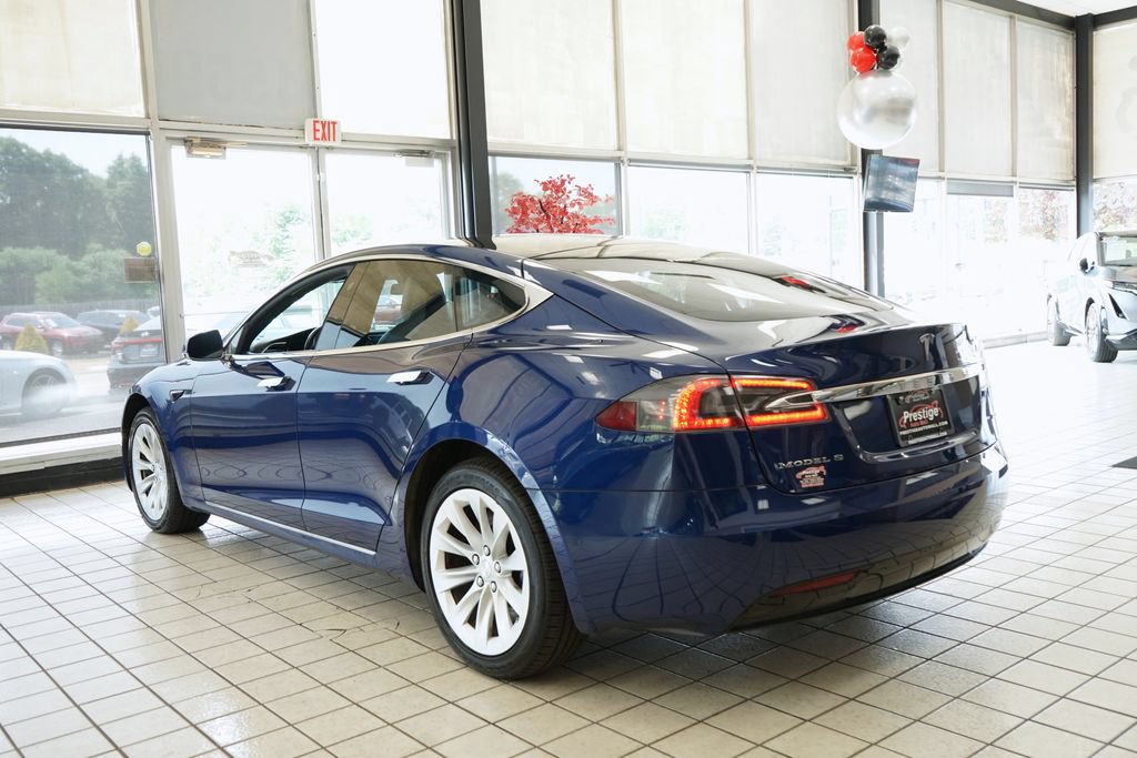 Used 2017 Tesla Model S 100D AWD/4WD image 4