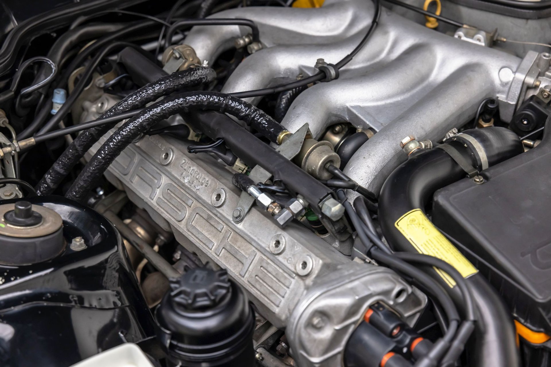 Used 1989 Porsche 944 Turbo RWD image 17