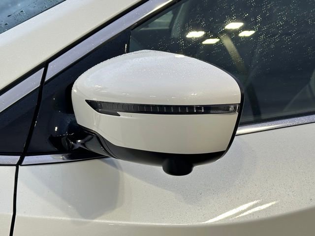 Certified 2023 Nissan Murano Platinum w/ Cargo Package AWD/4WD image 11
