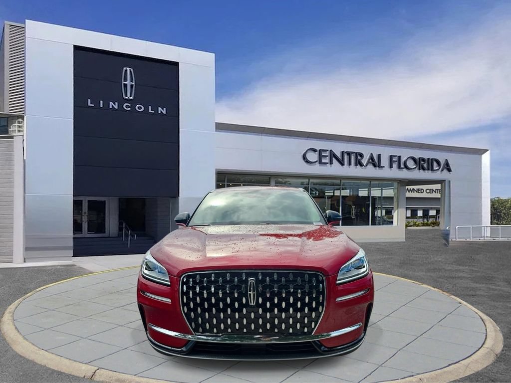 Certified 2025 Lincoln Corsair Reserve FWD image 2