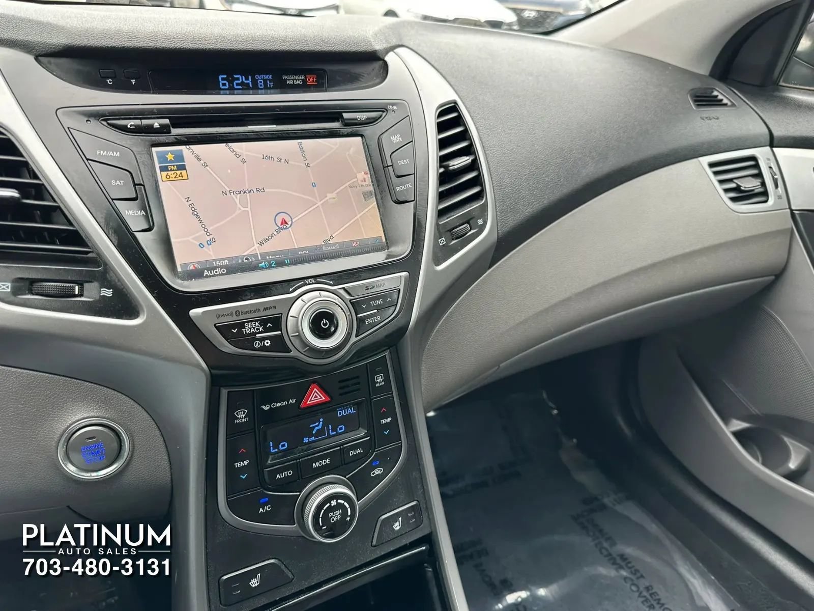 Used 2014 Hyundai Elantra Limited w/ Option Group 03 FWD image 10