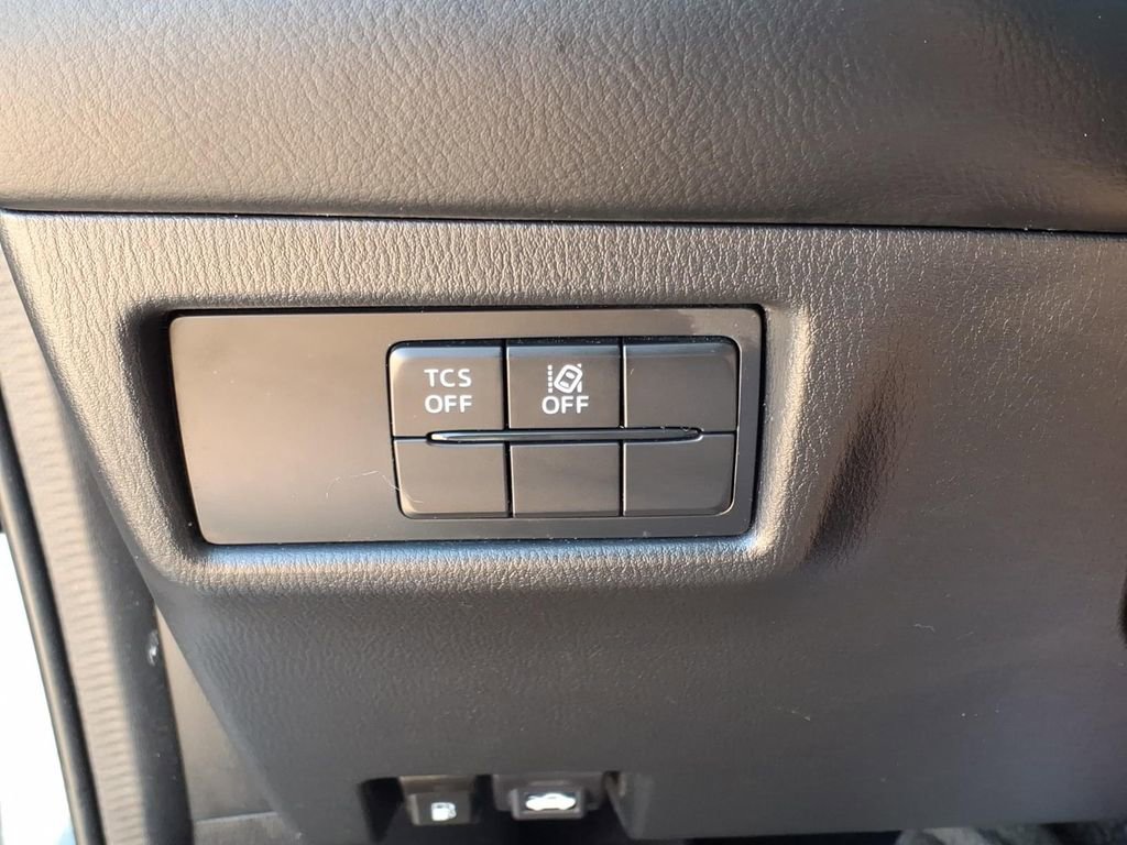 Used 2019 MAZDA CX-5 Touring image 15